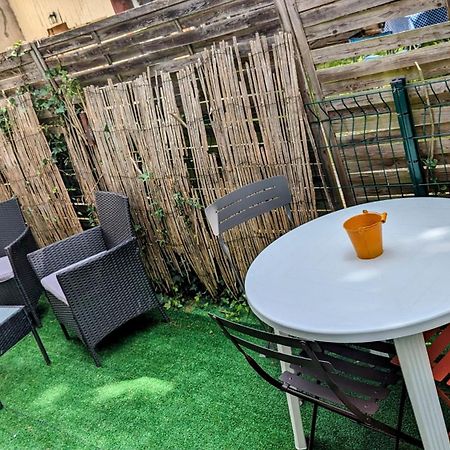Charmante Maison Renovee, Proche Lac Et Centre-Ville LʼIsle-Jourdain Kültér fotó
